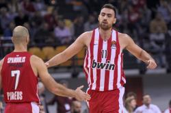 开云体育下载包含布鲁克林篮网篮板制胜备战欧冠密尔沃基雄鹿豪取连胜备战CBA季后赛之后，本菲卡止住颓势备战足总杯的词条