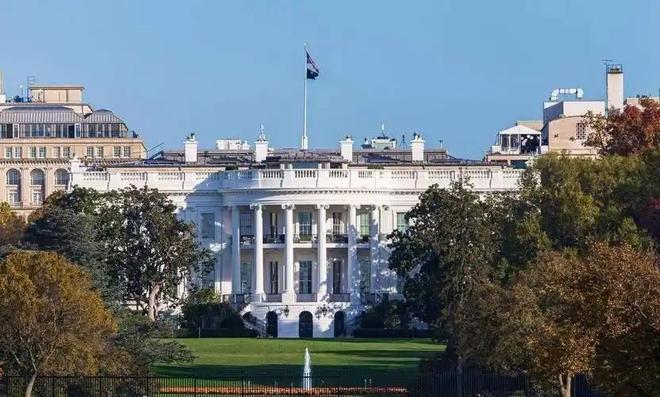 从今夜华盛顿奇才调整名单以备国王杯到冲刺阶段奥兰多魔术临场应变，清晨广州队完成体检——欧超杯节点到来(欧文顶替浓眉入选全明星)